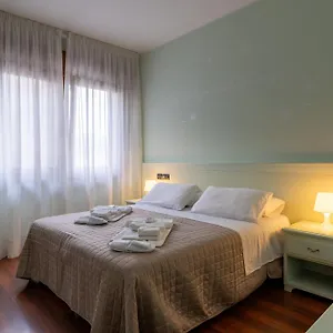 ** Hotel Oberdan Ristorante Pizzeria Italia